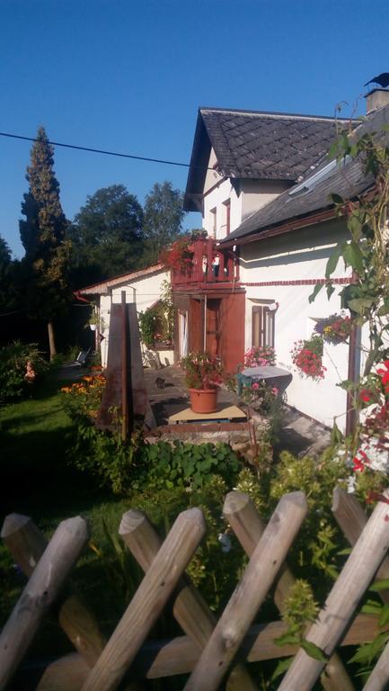 U Tri Kocek Hotel Jablonne v Podjestedi Luaran gambar